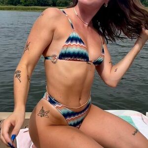 Kulani kinis retro bikini set size small